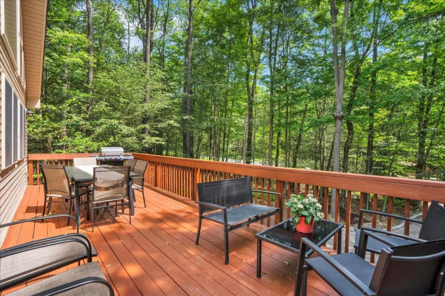 Lake, Movie Theater, Hot Tub, Arcade Chalé Gouldsboro