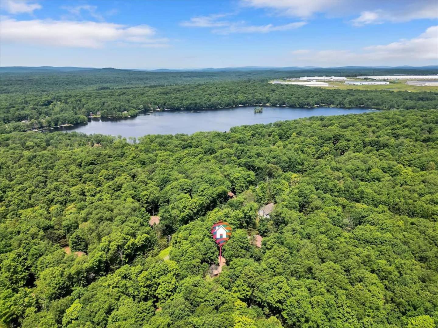 Chalé Lake, Movie Theater, Hot Tub, Arcade